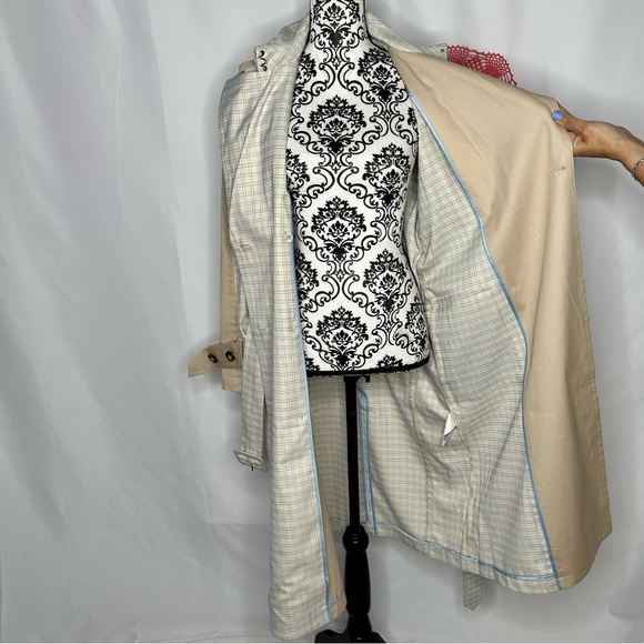 NWT Avec Les Filles Tan and Blue Plaid patchwork Trenchcoat Medium - Picture 8 of 16